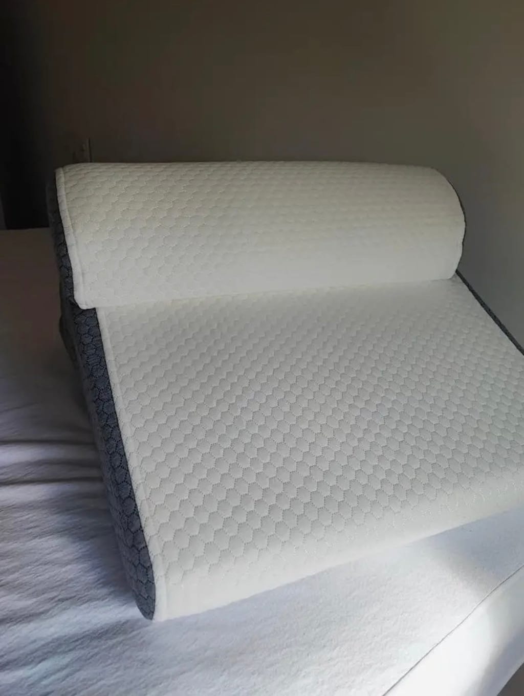 CloudRise Wedge Pillow ™
